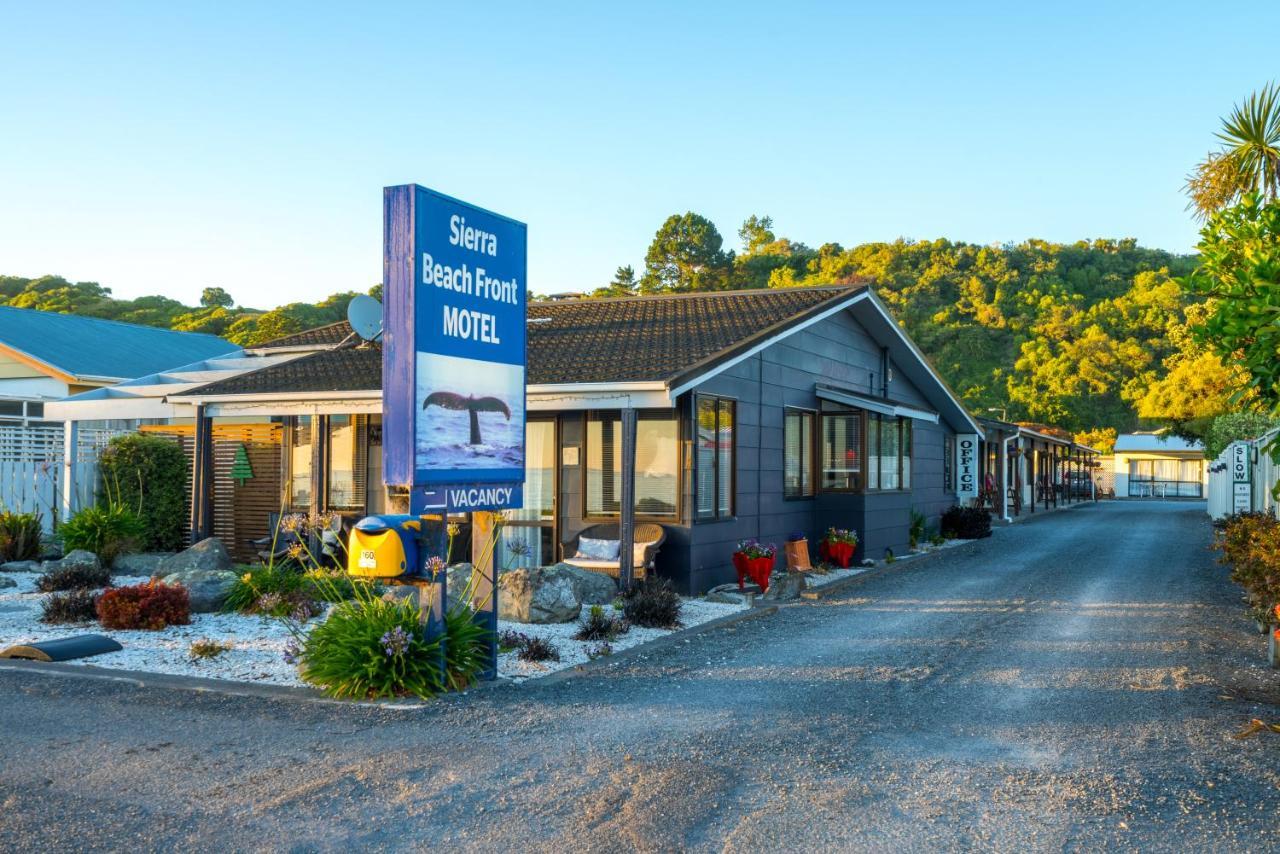 קאיקורה Sierra Beachfront Motel מראה חיצוני תמונה