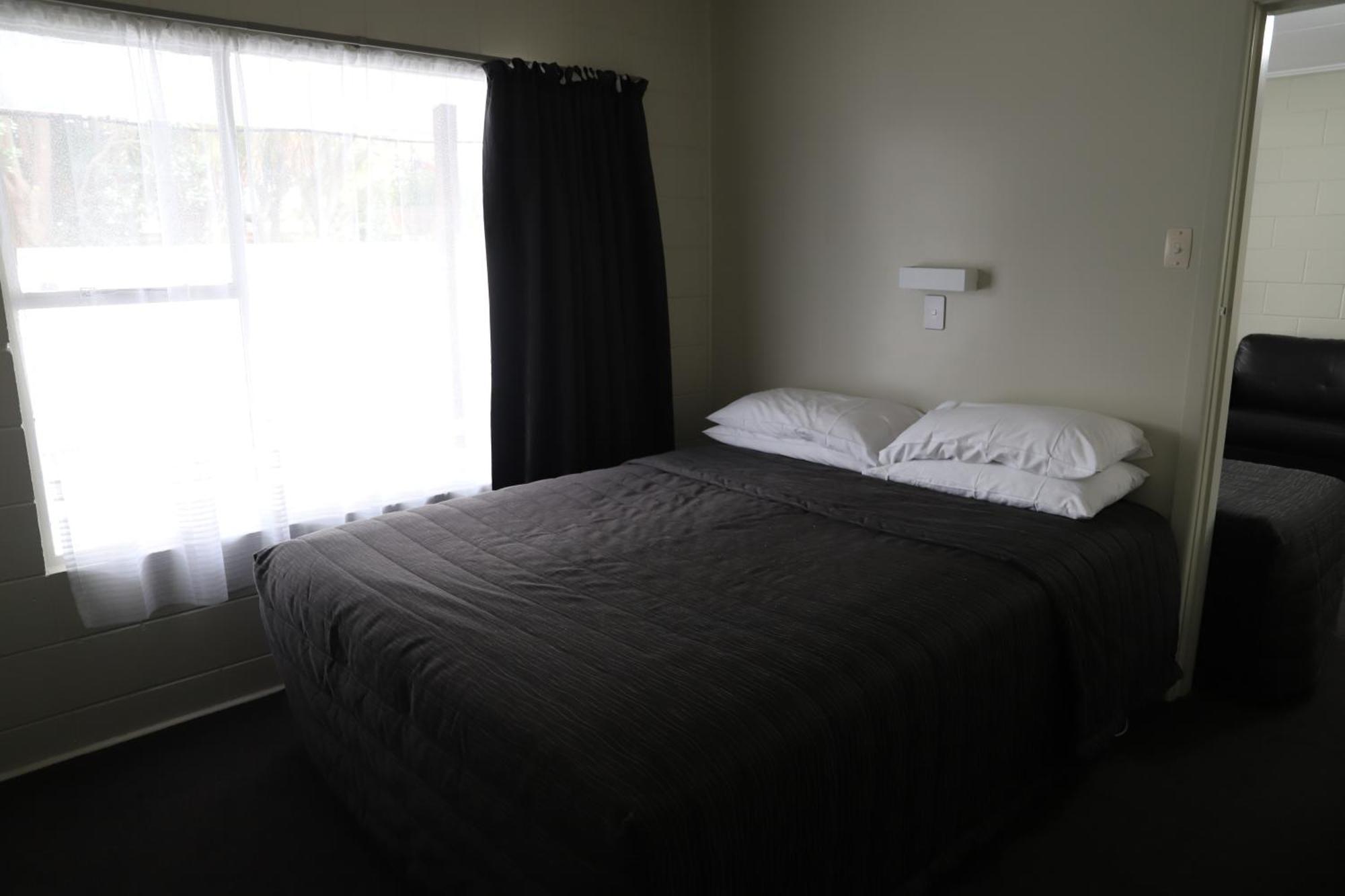 קאיקורה Sierra Beachfront Motel מראה חיצוני תמונה