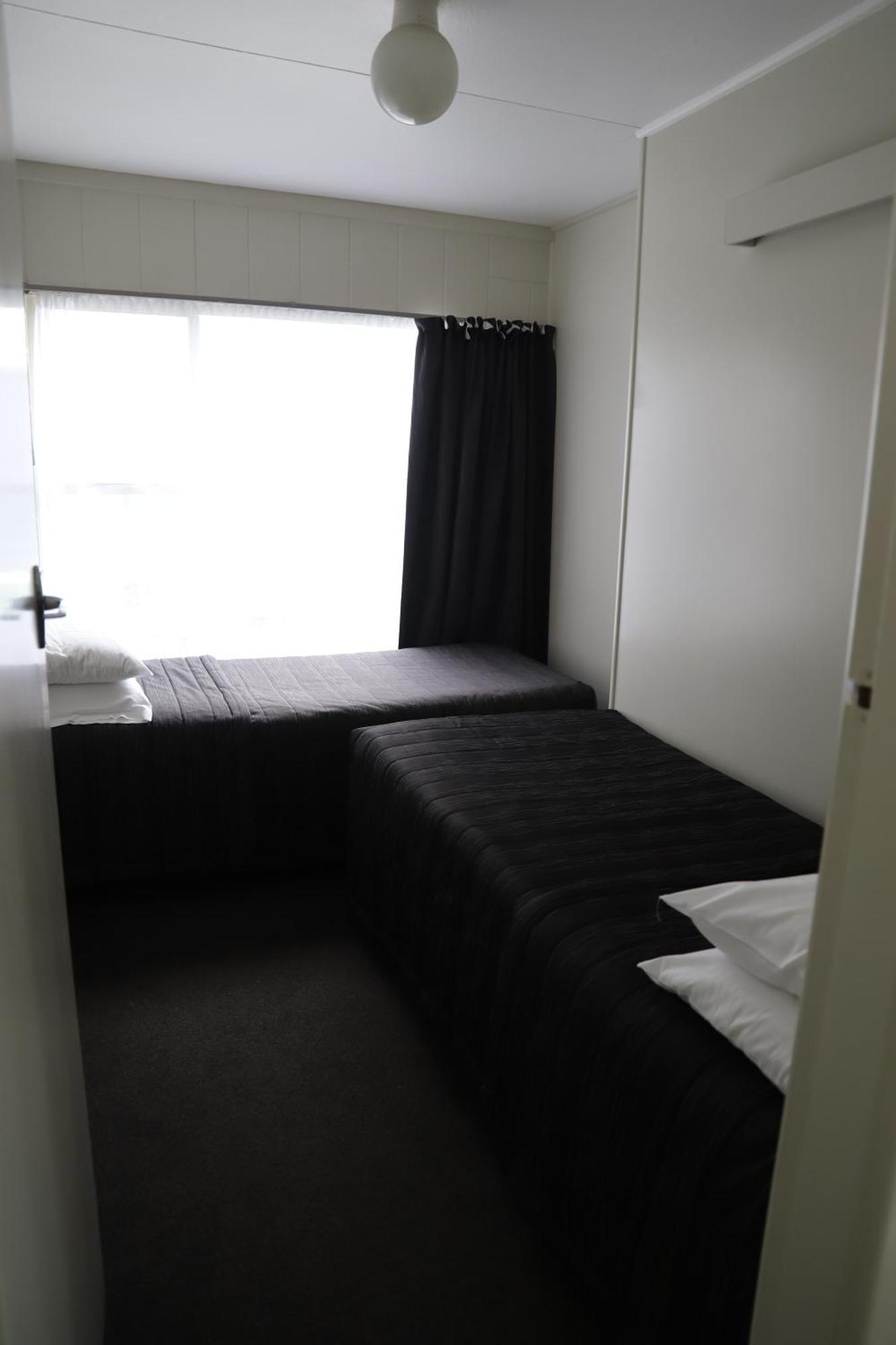 קאיקורה Sierra Beachfront Motel מראה חיצוני תמונה